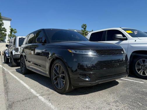 2024 Land Rover Range Rover Sport SE