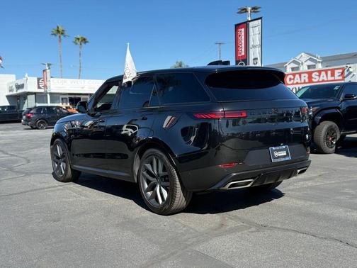 2024 Land Rover Range Rover Sport SE