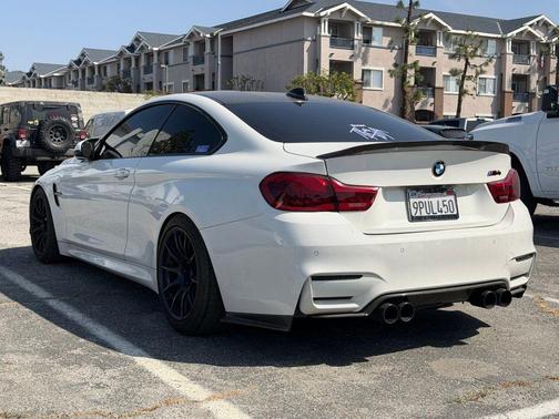 Alpine White 2019 BMW M4 Base