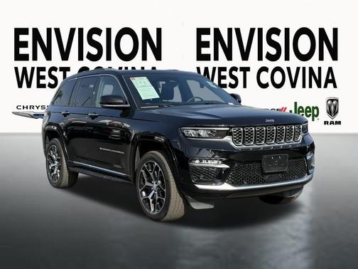 2022 Jeep Grand Cherokee Summit