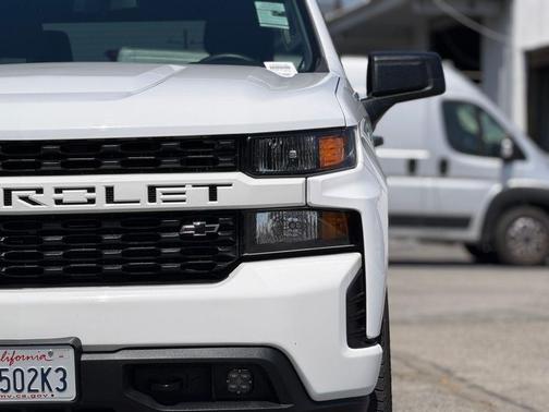 Summit White 2022 Chevrolet Silverado 1500 Limited Custom