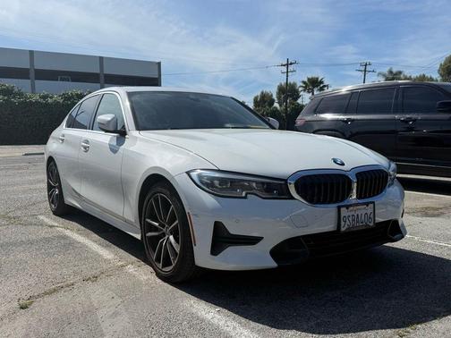 2021 BMW 330 i