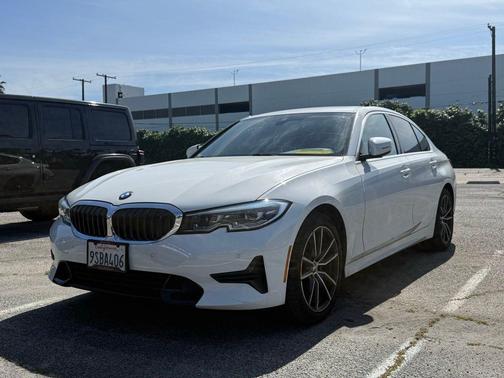 2021 BMW 330 i