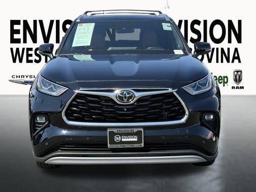 2023 Toyota Highlander Platinum