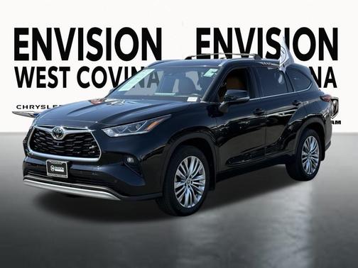 2023 Toyota Highlander Platinum