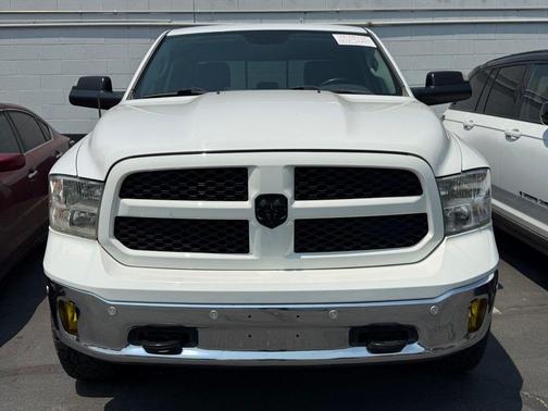 2016 RAM 1500 SLT