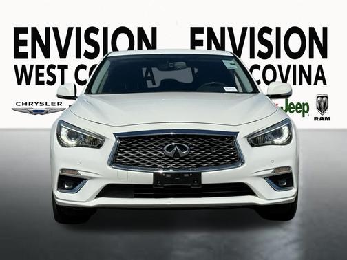 2023 INFINITI Q50 LUXE