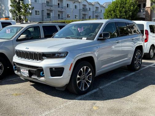 2023 Jeep Grand Cherokee 4xe Overland