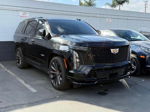 2025 Cadillac Escalade V-Series
