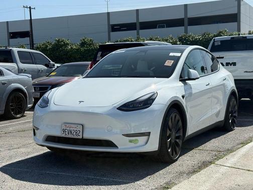 2023 Tesla Model Y Performance