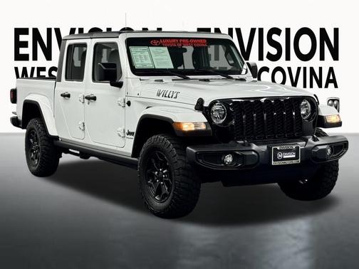 2023 Jeep Gladiator Sport