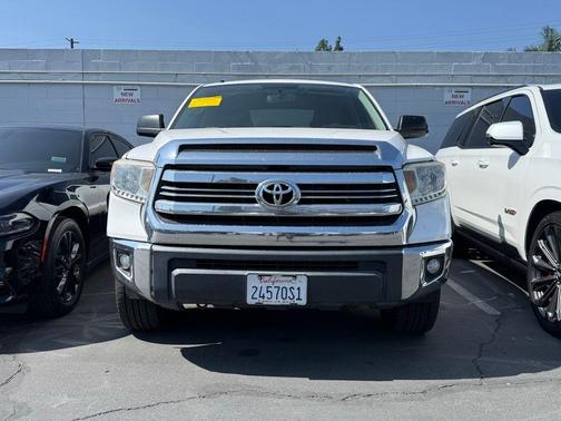 2016 Toyota Tundra SR5