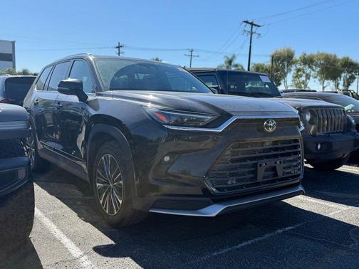 2024 Toyota Grand Highlander Hybrid MAX Platinum