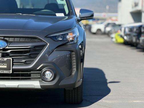 2025 Subaru Outback Touring