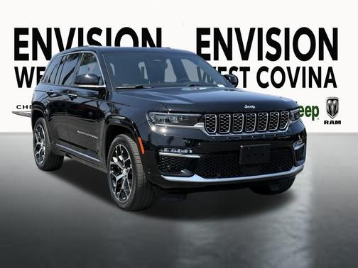 2022 Jeep Grand Cherokee Summit