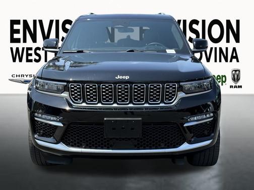 2022 Jeep Grand Cherokee Summit
