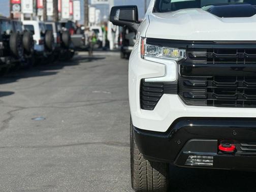 2025 Chevrolet Silverado 1500 LT Trail Boss