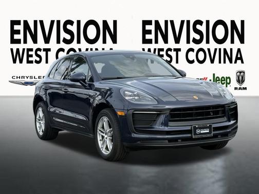 2022 Porsche Macan Base
