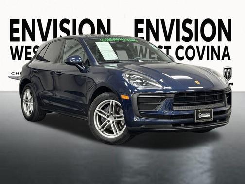 2022 Porsche Macan Base
