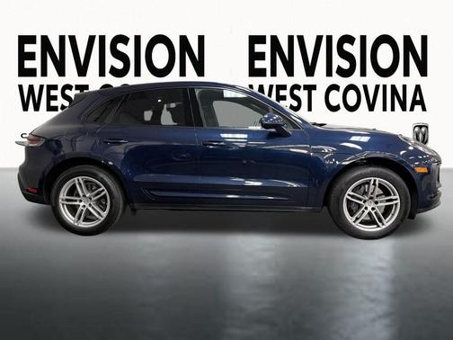 2022 Porsche Macan Base