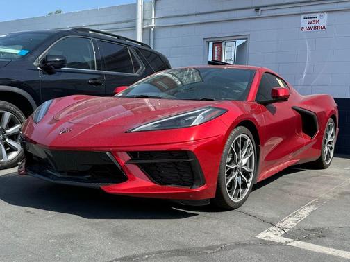 2025 Chevrolet Corvette Stingray w/2LT