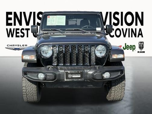 2022 Jeep Gladiator Sport