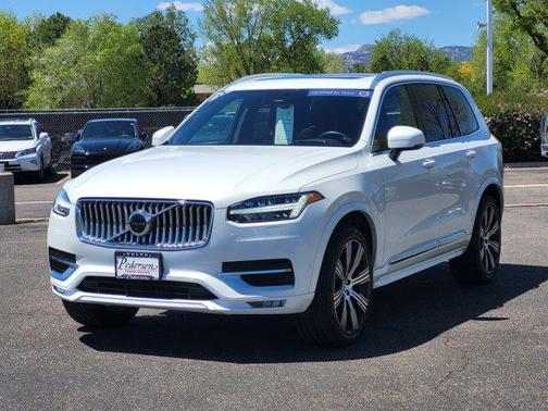 Crystal White Metallic 2023 Volvo XC90 B6 Ultimate 7-Seater