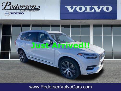 Crystal White Metallic 2023 Volvo XC90 B6 Ultimate 7-Seater
