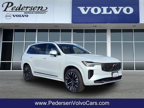 2026 Volvo XC90 B5 Plus 7-Seater