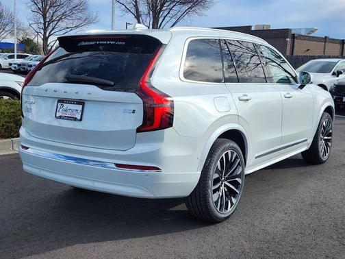 2026 Volvo XC90 B5 Plus 7-Seater