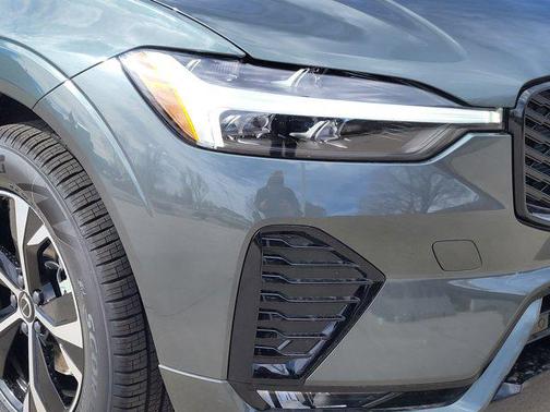 2026 Volvo XC60 B5 Core