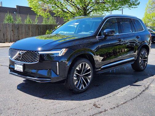 2025 Volvo XC90 B5 Plus 7-Seater