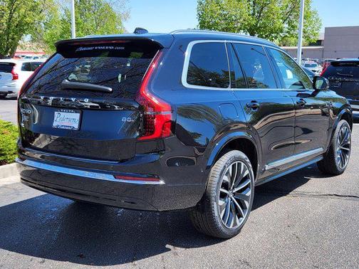 2025 Volvo XC90 B5 Plus 7-Seater