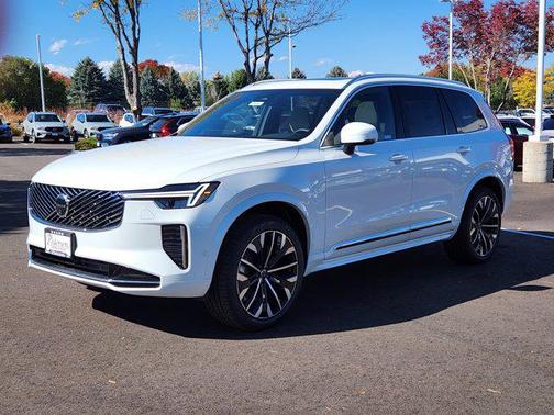 2026 Volvo XC90 B6 Plus 7-Seater