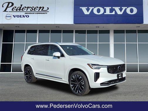 2025 Volvo XC90 Plug-In Hybrid T8 Ultra 7-Seater