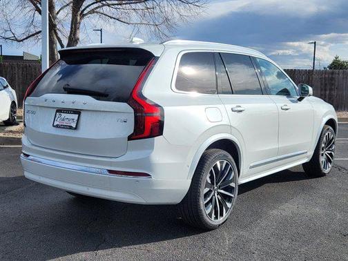 2025 Volvo XC90 Plug-In Hybrid T8 Ultra 7-Seater
