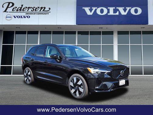 2025 Volvo XC60 Plug-In Hybrid T8 Plus