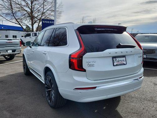 2026 Volvo XC90 B6 Plus 7-Seater