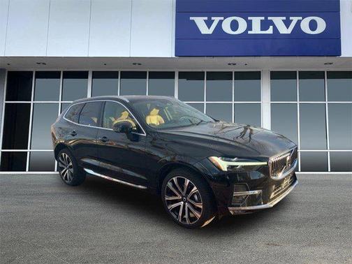 2023 Volvo XC60 B5 Ultimate Bright Theme