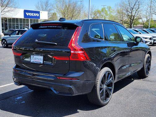 2025 Volvo XC60 Plug-In Hybrid T8 Ultra Black Edition