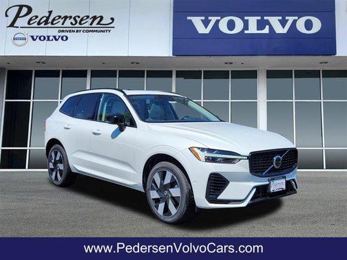 2025 Volvo XC60 Plug-In Hybrid T8 Plus