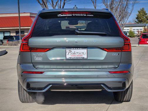 2026 Volvo XC60 B5 Ultra