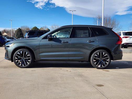 2026 Volvo XC60 B5 Ultra