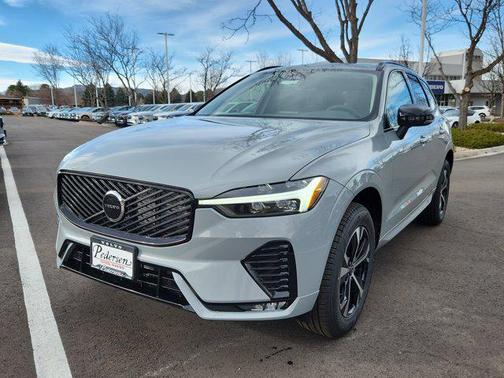 2026 Volvo XC60 B5 Core