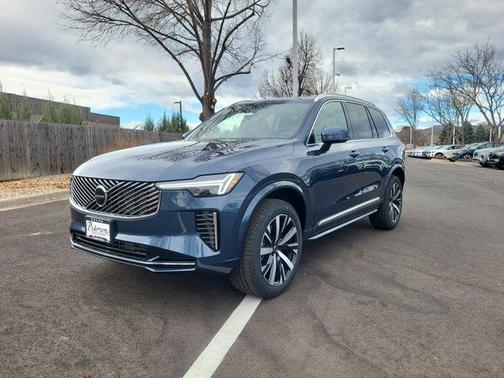 2026 Volvo XC90 B5 Core