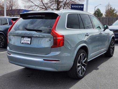 2025 Volvo XC90 B6 Plus 6-Seater