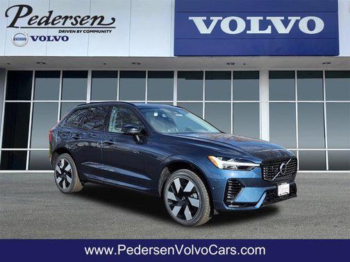 2025 Volvo XC60 Plug-In Hybrid T8 Plus