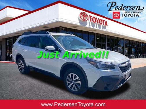 Crystal White Pearl 2020 Subaru Outback Premium