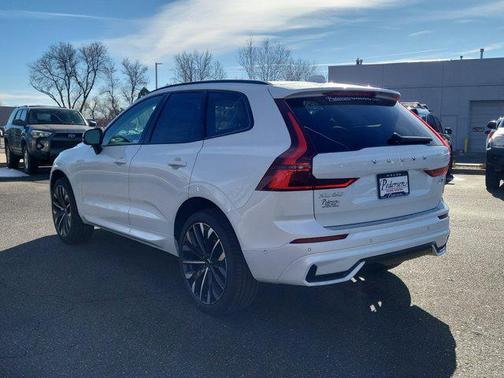 2026 Volvo XC60 B5 Ultra