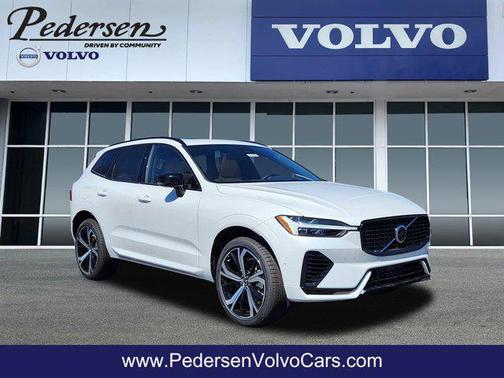2025 Volvo XC60 Plug-In Hybrid T8 Ultra